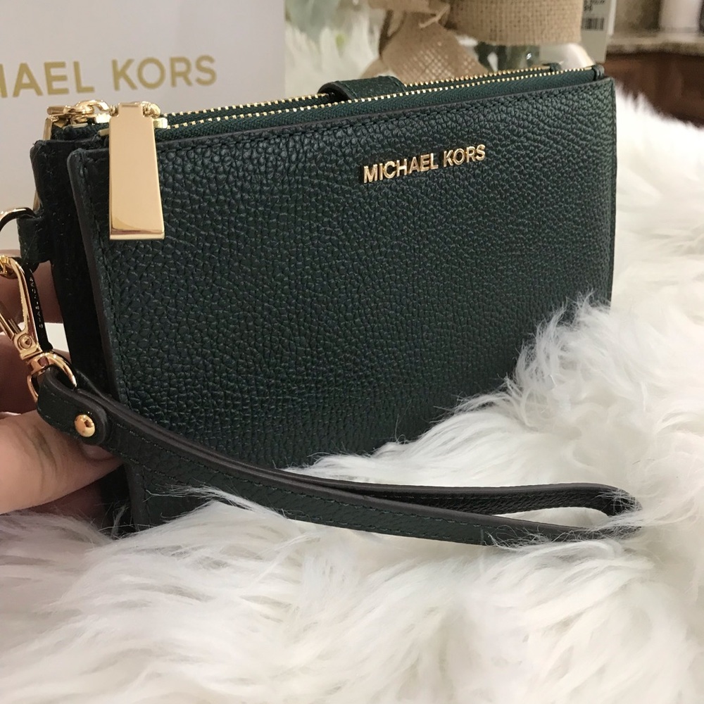 Firm❗️Michael Kors Double Zipper wallet/phone case - Picture 2 of 8